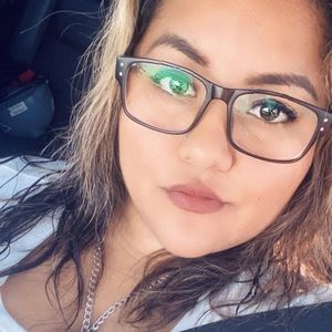 Meet your Posher, Aimee